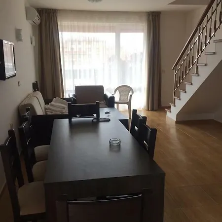 شقة A Magic Dreams Townhouse